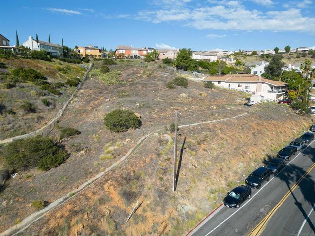 7520 High Street, La Mesa, CA 91941