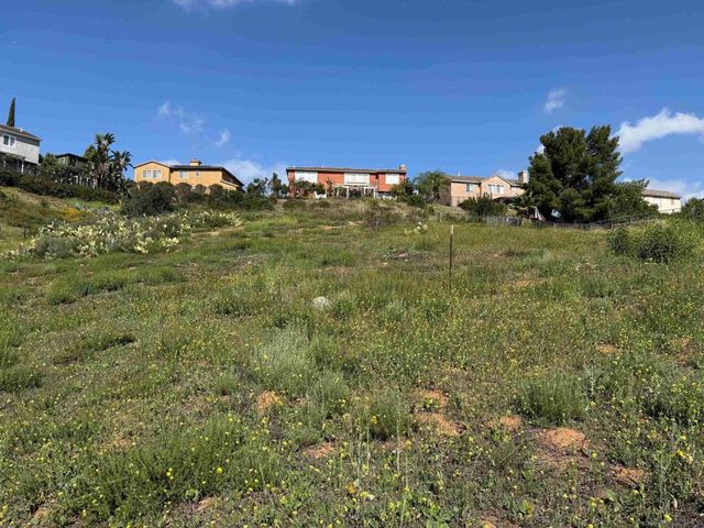 7520 High Street, La Mesa, CA 91941