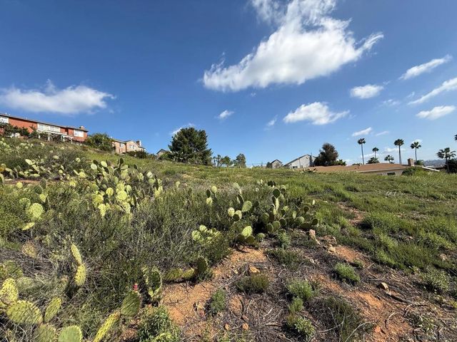 7520 High Street, La Mesa, CA 91941