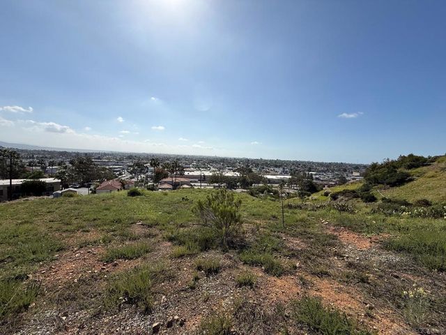 7520 High Street, La Mesa, CA 91941