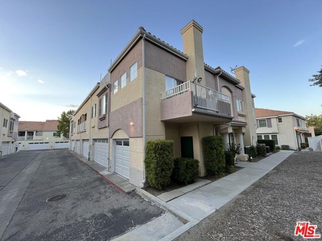 18102 Flynn Drive 4601, Canyon Country (santa Clarita), CA 91387