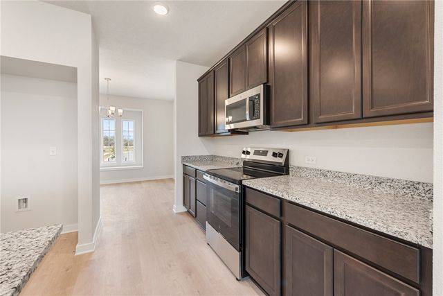 5661 Fox Bluff Drive, Bryan, TX 77807