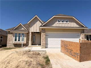 5661 Fox Bluff Drive, Bryan, TX 77807