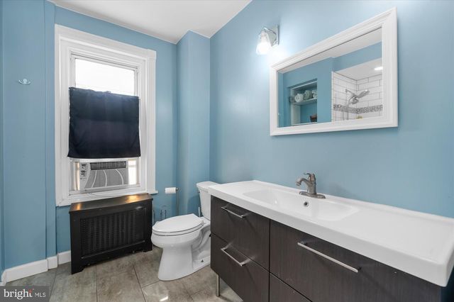 118 MARSHALL ST, Phoenixville, PA 19460