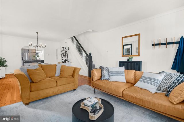 118 MARSHALL ST, Phoenixville, PA 19460
