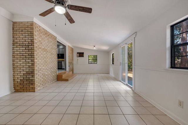 2008 Scenic Road, Tallahassee, FL 32303