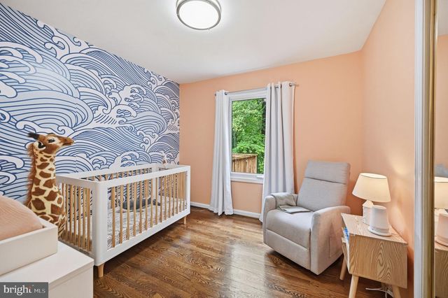 2506 PINOAK LN, Reston, VA 20191