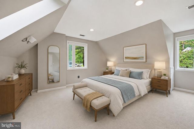 2506 PINOAK LN, Reston, VA 20191
