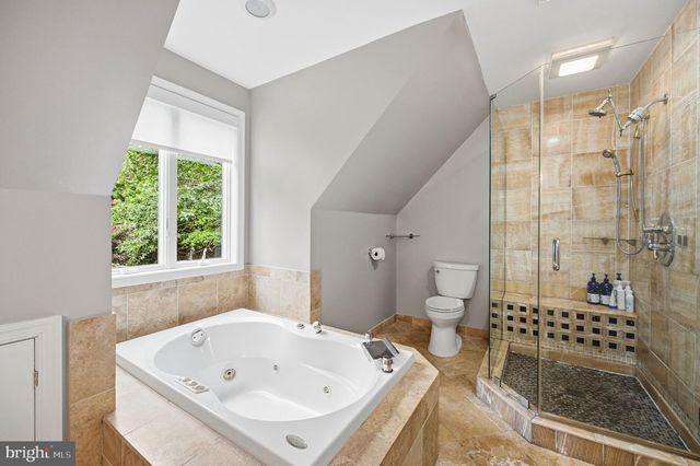 2506 PINOAK LN, Reston, VA 20191