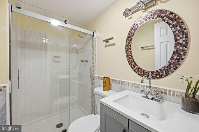 2506 PINOAK LN, Reston, VA 20191