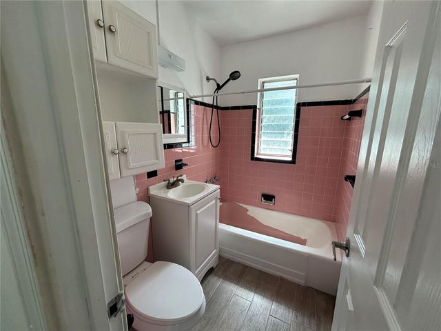 3140 CRESTWOOD DRIVE, Port Charlotte, FL 33952