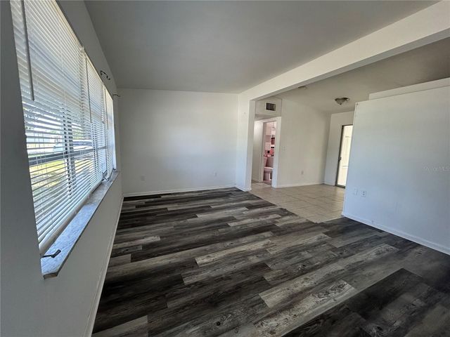 3140 CRESTWOOD DRIVE, Port Charlotte, FL 33952