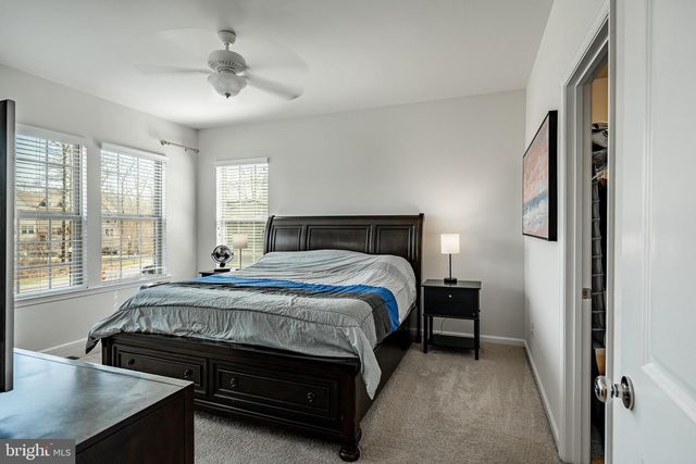 10 LOCKS FARM LN, Downingtown, PA 19335