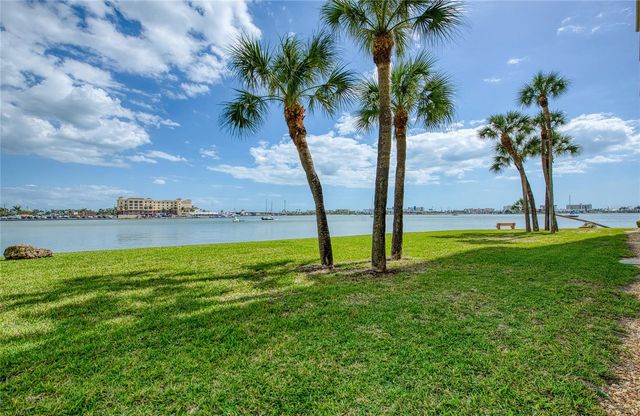 4775 COVE CIRCLE 106, St Petersburg, FL 33708