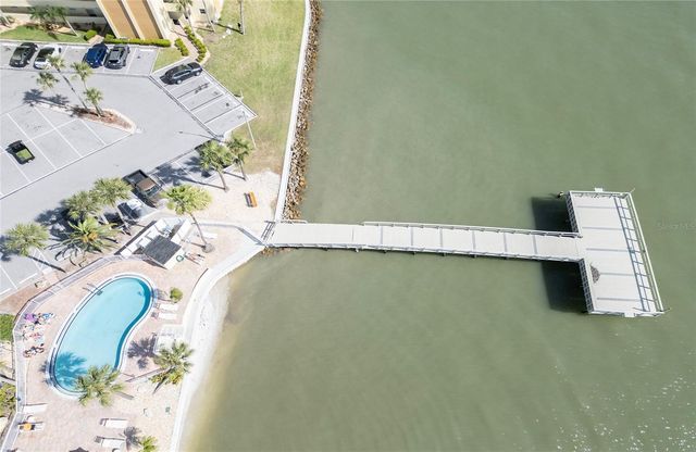 4775 COVE CIRCLE 106, St Petersburg, FL 33708