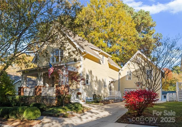 14030 Garden District Row, Huntersville, NC 28078