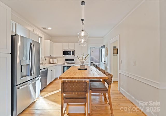 14030 Garden District Row, Huntersville, NC 28078