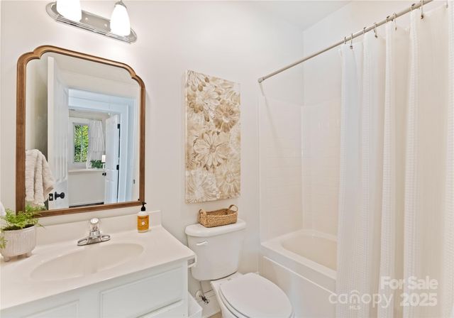 14030 Garden District Row, Huntersville, NC 28078