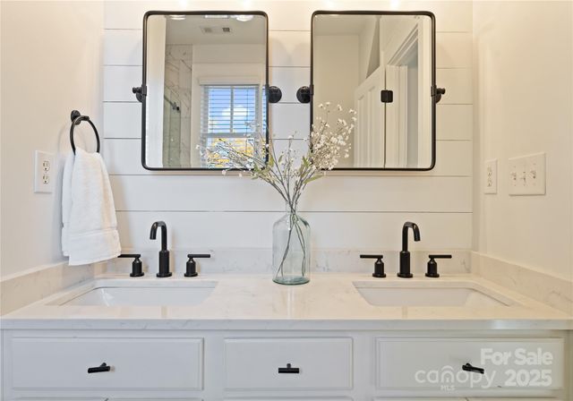 14030 Garden District Row, Huntersville, NC 28078