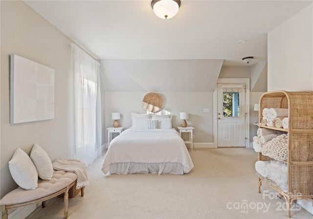 14030 Garden District Row, Huntersville, NC 28078