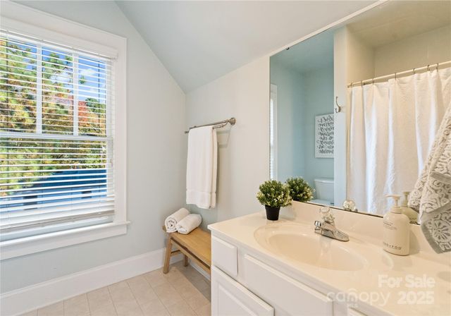 14030 Garden District Row, Huntersville, NC 28078