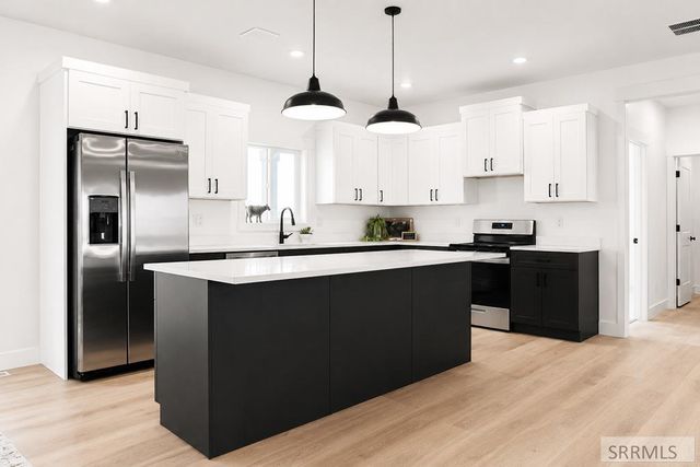 346 E 5th S, Sugar City, ID 83448