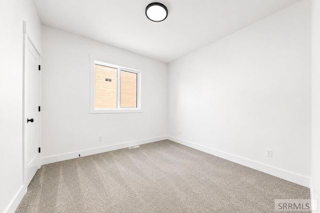 346 E 5th S, Sugar City, ID 83448