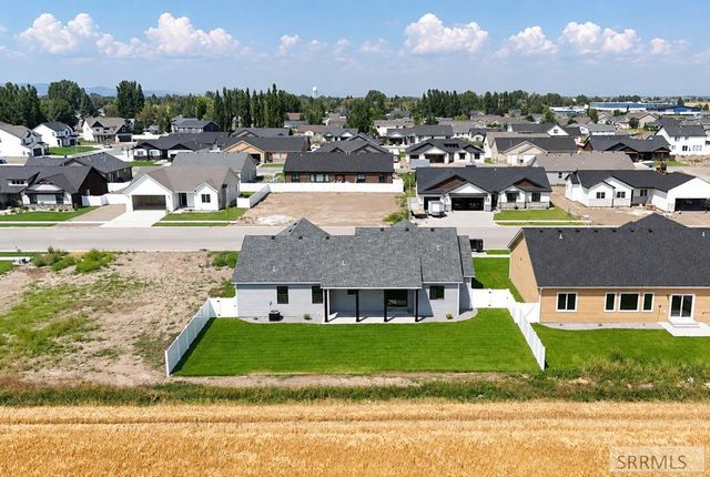 346 E 5th S, Sugar City, ID 83448
