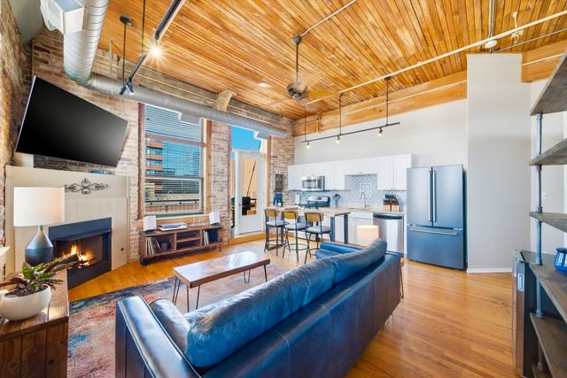 1801 S Michigan Avenue 601, Chicago, IL 60616