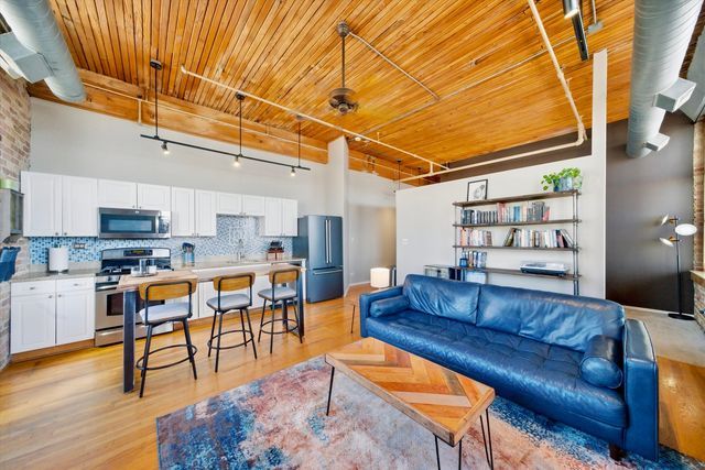 1801 S Michigan Avenue 601, Chicago, IL 60616