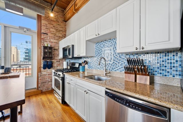 1801 S Michigan Avenue 601, Chicago, IL 60616