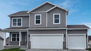 2617 E 48th Street, Des Moines, IA 50317
