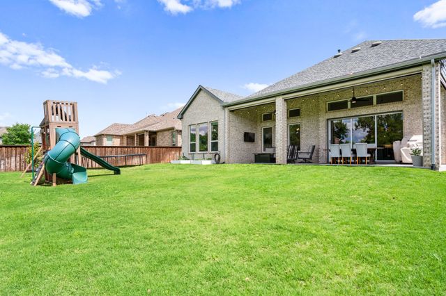 8609 Autumn Lake Trail, Mckinney, TX 75071