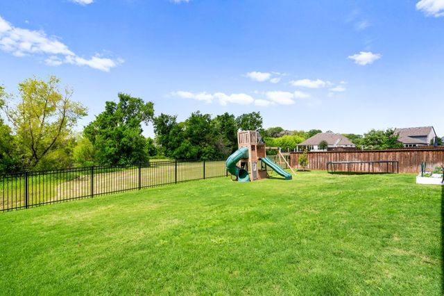 8609 Autumn Lake Trail, Mckinney, TX 75071
