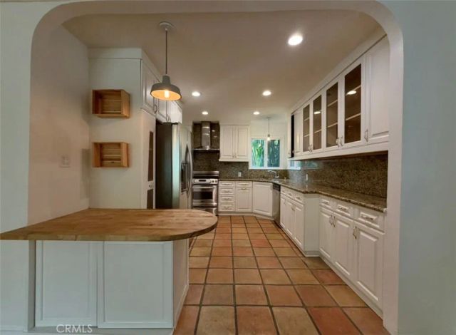 5311 Don Pio, Woodland Hills, CA 91364