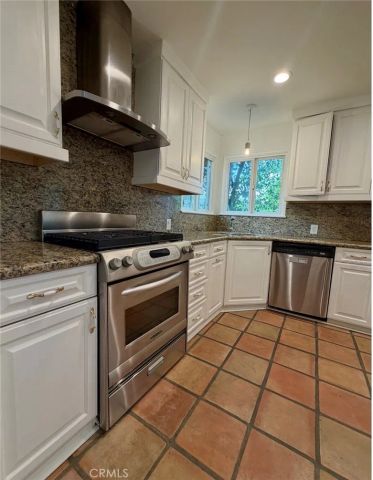 5311 Don Pio, Woodland Hills, CA 91364