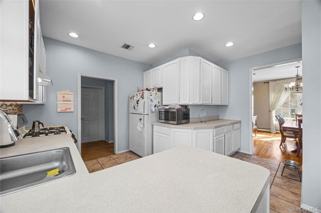 7 Bittersweet Lane, Center Moriches, NY 11934