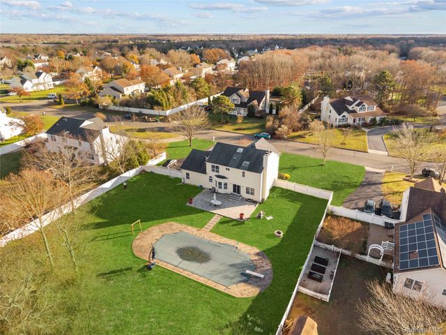 7 Bittersweet Lane, Center Moriches, NY 11934