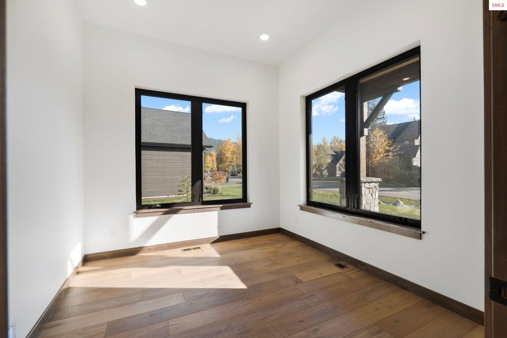 11 Alpenrose Ln, Sandpoint, ID 83864 photo 14