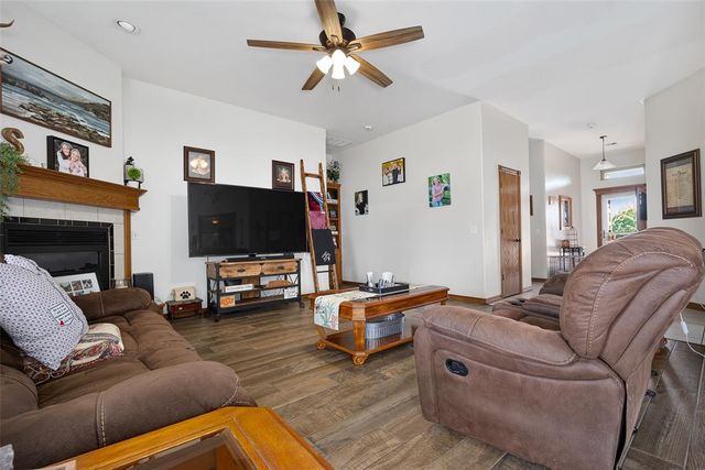 1322 Houser Lane, Blanchard, OK 73010