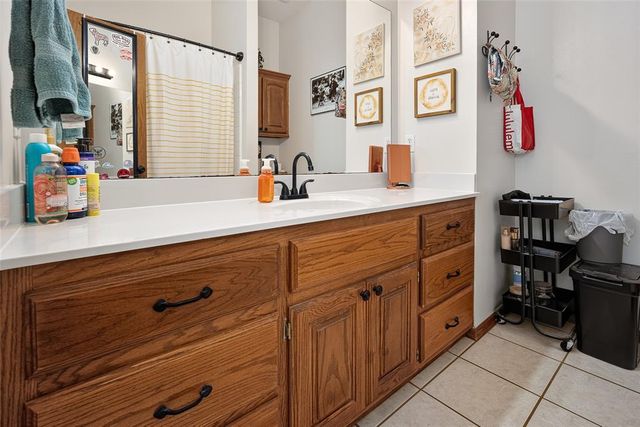 1322 Houser Lane, Blanchard, OK 73010