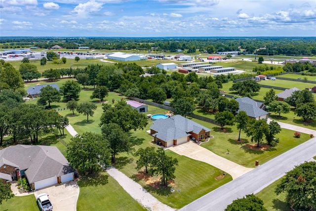 1322 Houser Lane, Blanchard, OK 73010