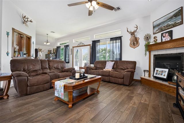 1322 Houser Lane, Blanchard, OK 73010