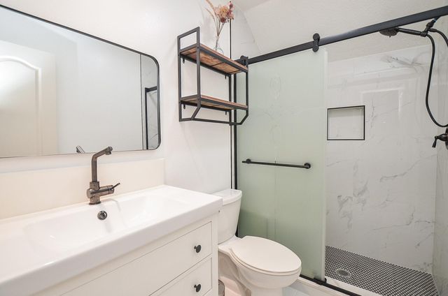 2102 Landcircle Court, Sugar Land, TX 77478