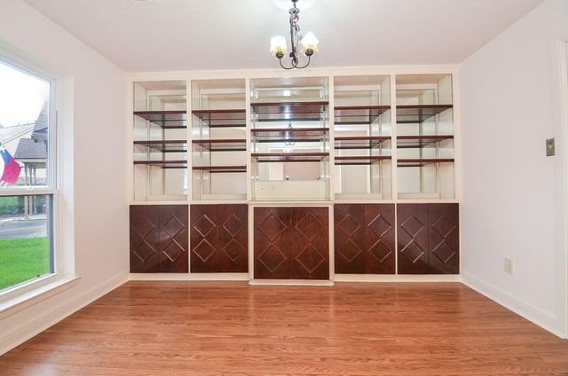 2102 Landcircle Court, Sugar Land, TX 77478