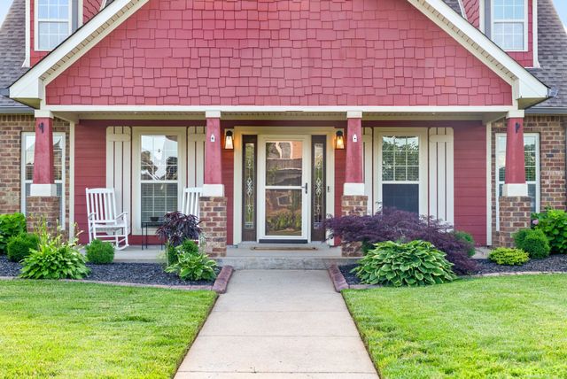 1049 Black Gum Ln, Clarksville, TN 37043