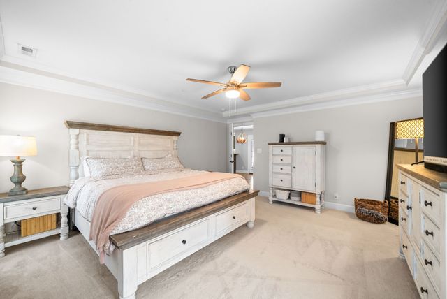 1049 Black Gum Ln, Clarksville, TN 37043