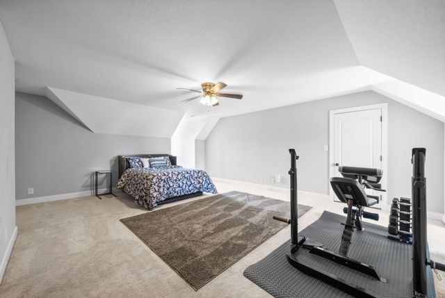 1049 Black Gum Ln, Clarksville, TN 37043