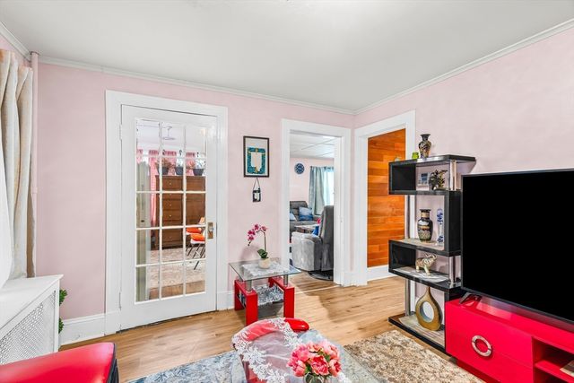 28 Maple Street, Southbridge, MA 01550