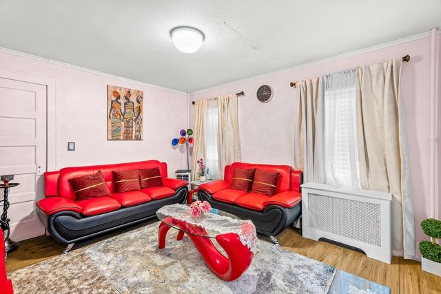 28 Maple Street, Southbridge, MA 01550